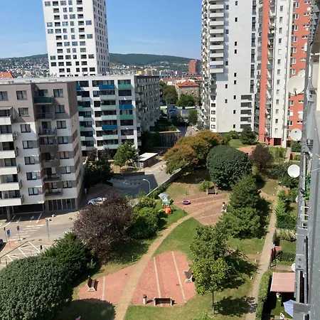 2 Izbovy S Vyhladom Na Bratislavsky Hrad Apartment Bratislava