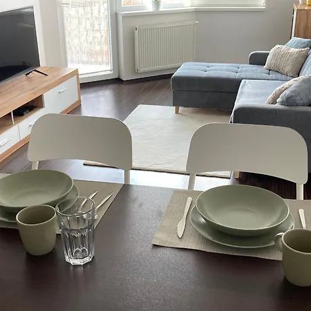 Apartment 2 Izbovy S Vyhladom Na Bratislavsky Hrad *