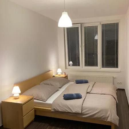 2 Izbovy S Vyhladom Na Bratislavsky Hrad * Bratislava